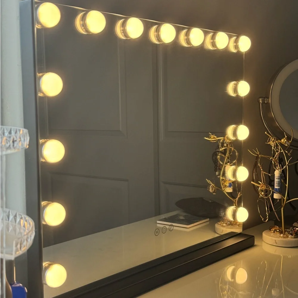FENCHILIN Vanity Mirror with Lights. Lighted Mirror with Dimmer Bulbs. Like new